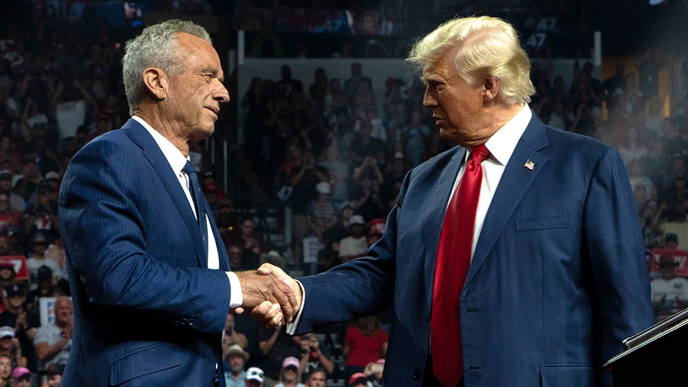 RFJK-Robert-F-Kennedy-Jr-Donald-Trump-Shake-Hands.jpg