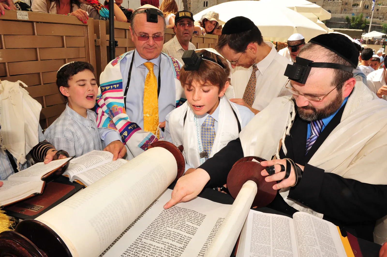 boy-bar-mitzvah-service-Torah-Western-Wall.jpg