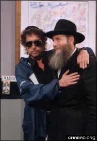 dylan-chabad.jpg