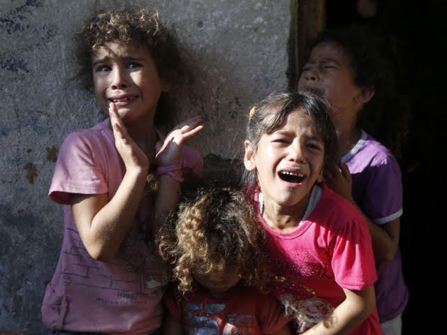 Майк Стоун - Американцы одержимы демонами Gaza-children