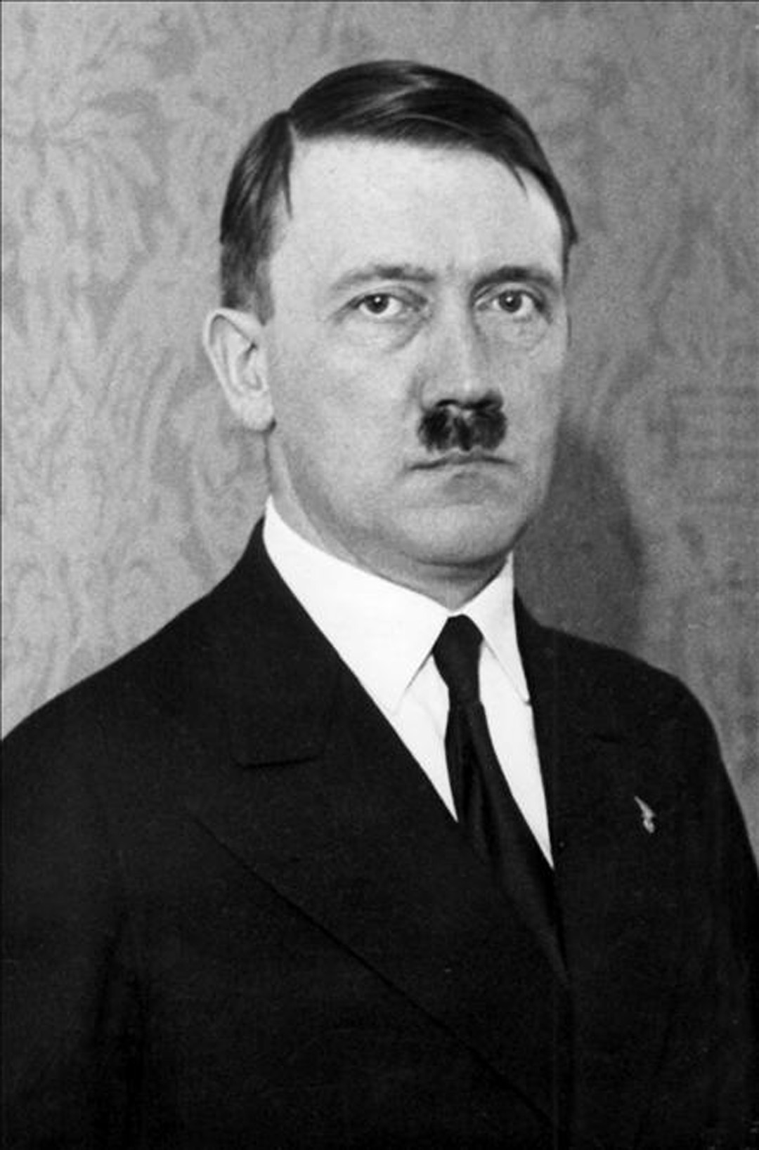 Adof Hitler