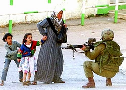 IsraeliSoldierWomenChildren.jpg
