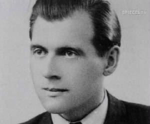 Josef-Mengele.jpg.w300h248.jpg