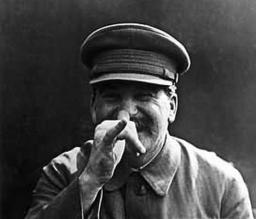 stalin_clown1.jpg